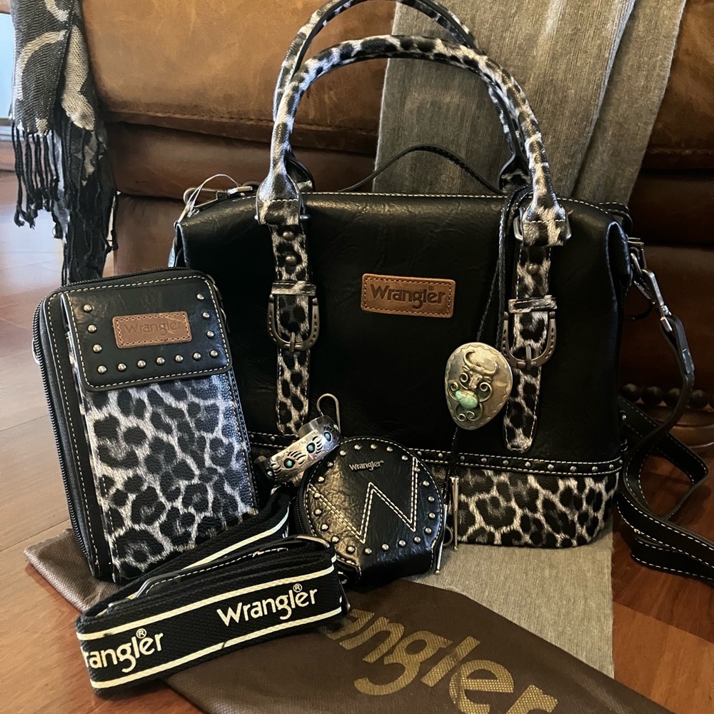 Wrangler 3 Piece Black and Gray Leopard Print Satchel Handbag Set.
